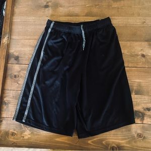 Exertek black basketball shorts
